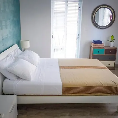 Bright And Cosy Flat In 2 Min From The Sea-hosted By Sweetstay Appartamento Sliema